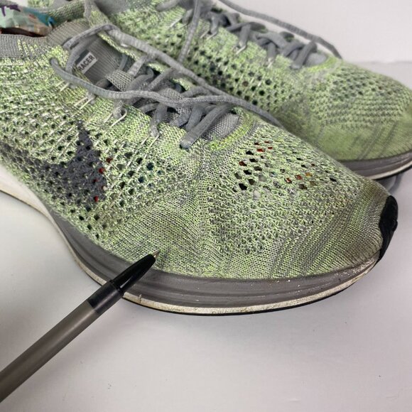 Nike Flyknit Racer Running Shoes Men's 9 Pistachio Green Sneakers 526628 103 - Picture 2 of 16
